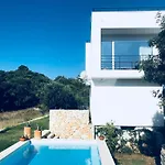 Villa Voukithro